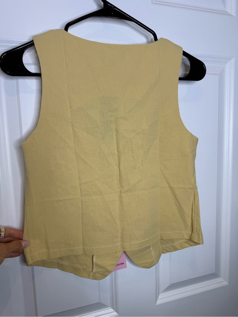 PrettyLittleThing Butter Yellow Tailored Linen Look Co-rd Set - Picture 9 of 9